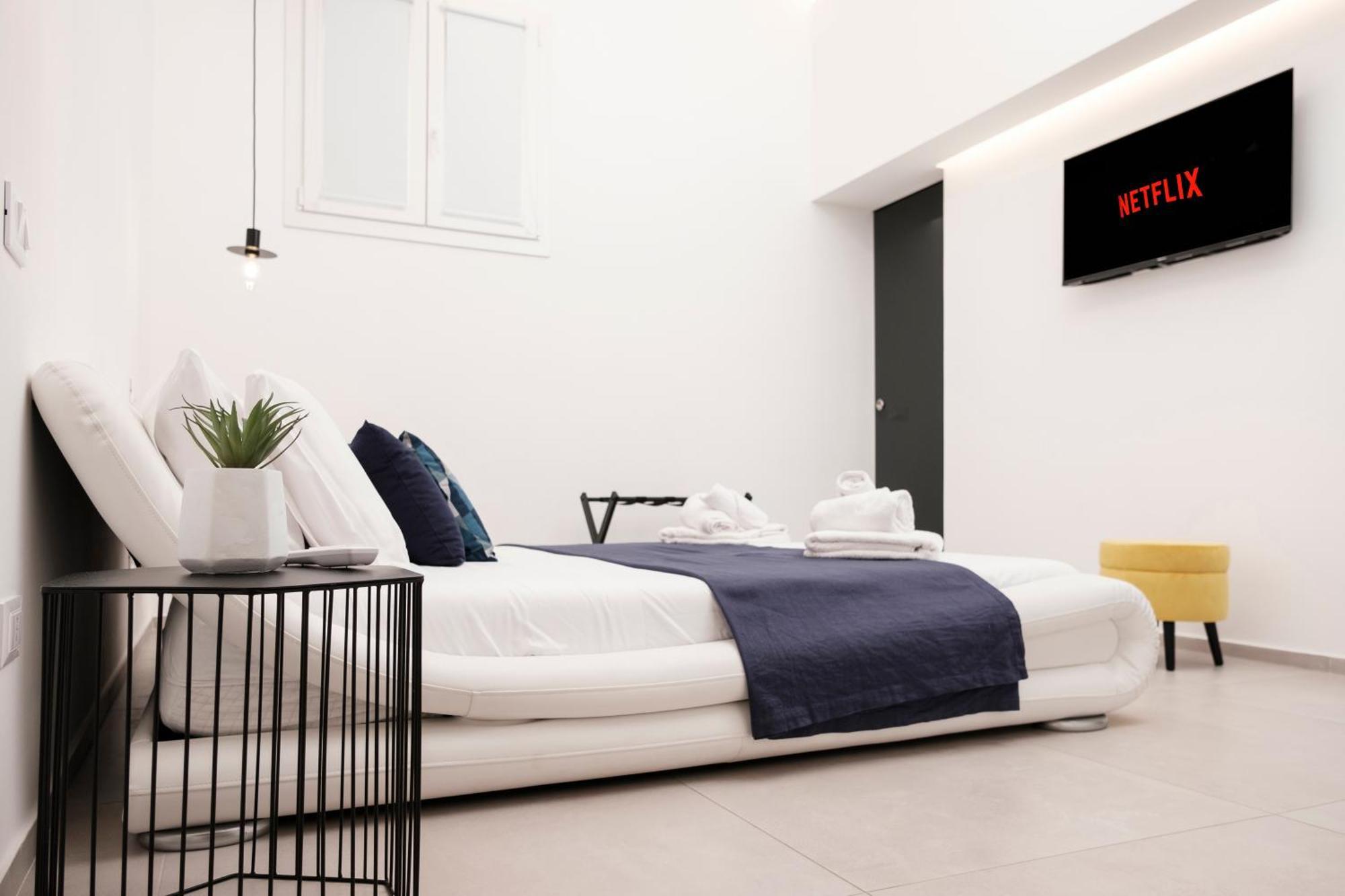 Pepoli Deluxe - Exclusive Apartment - Free Parking Трапані Екстер'єр фото