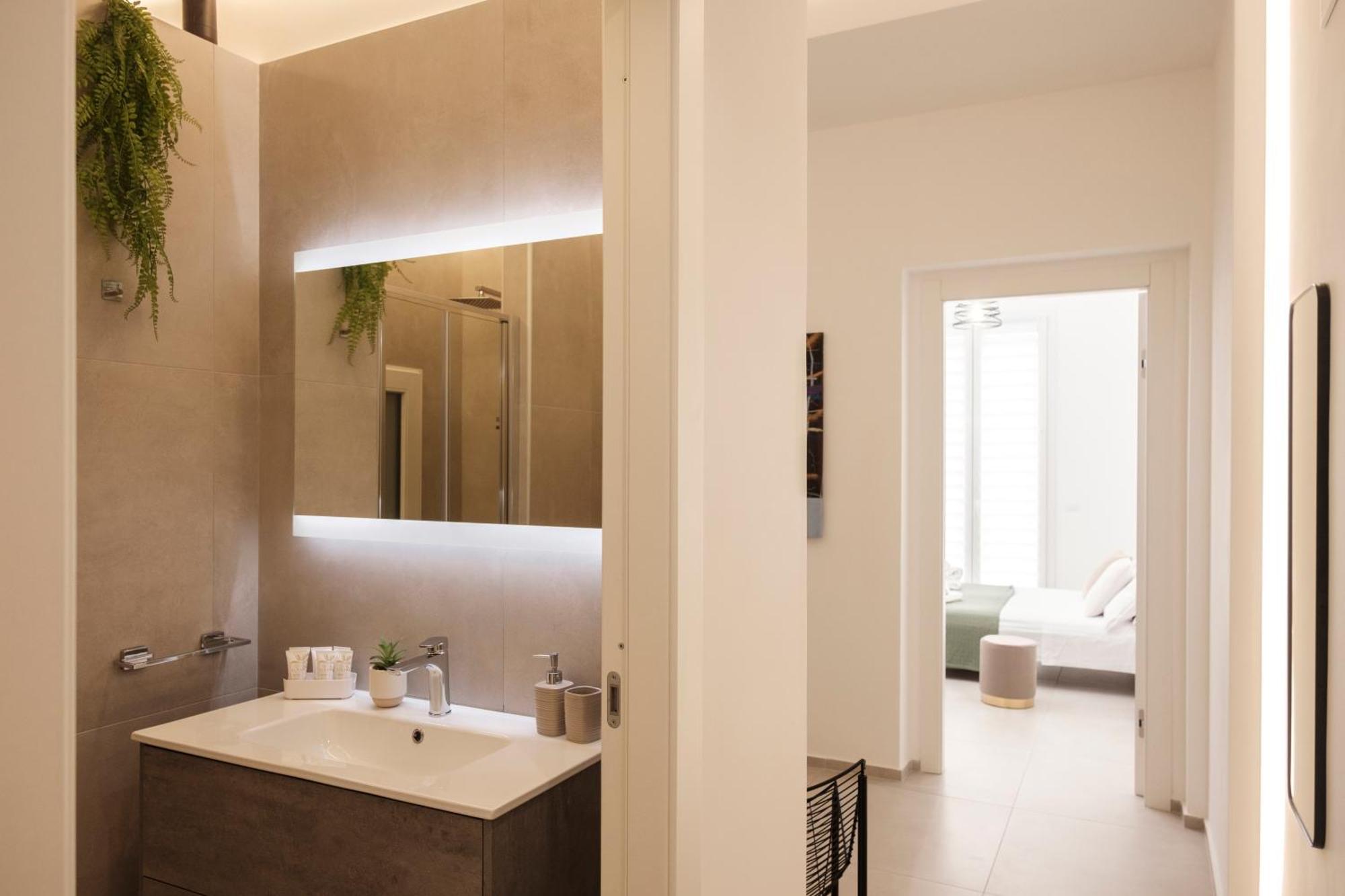 Pepoli Deluxe - Exclusive Apartment - Free Parking Трапані Екстер'єр фото